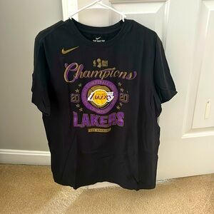 Nike Lakers T shirt